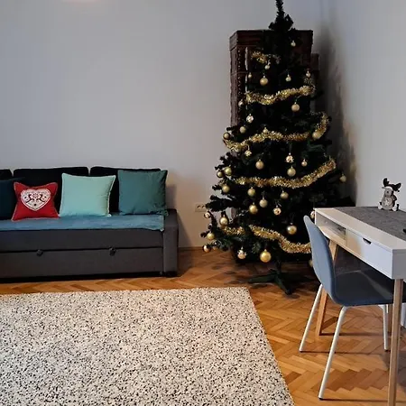Cosy House 400 M From Iulius Town Holiday home Timisoara