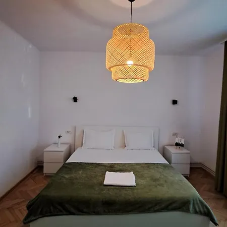 Cosy House 400 M From Iulius Town Timişoara