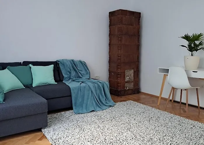 Cosy House 400 M From Iulius Town Semesterbostad *